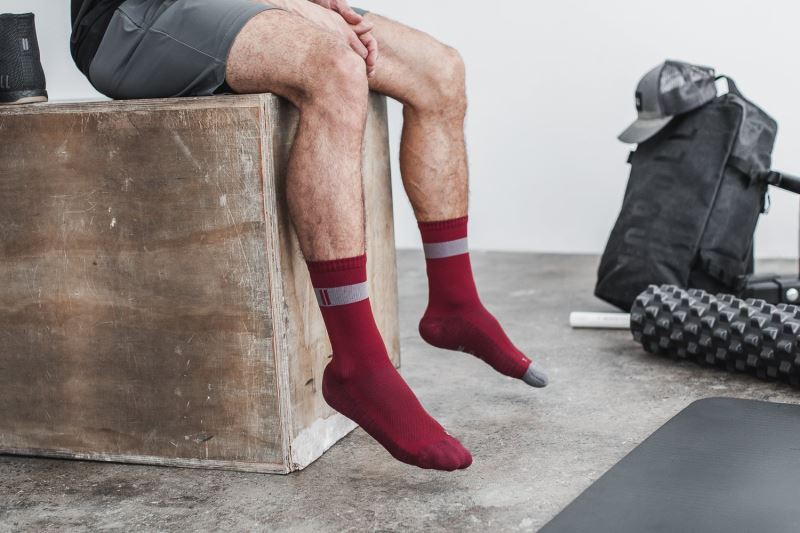 Nobull Crew Men's Socks Dark Red Grey | 46758YLVT