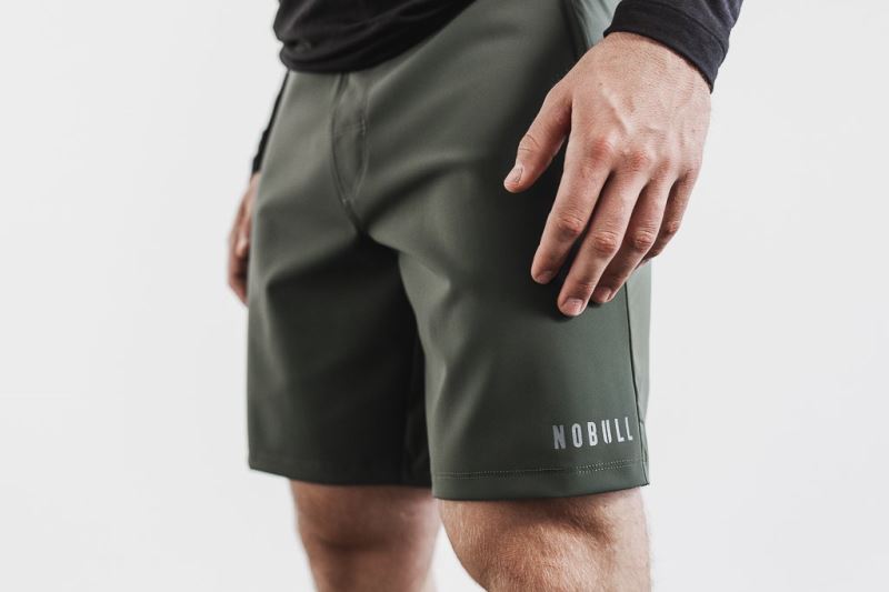 Nobull Lightweight 8.5" Men's Shorts Olive | 62903UGNZ