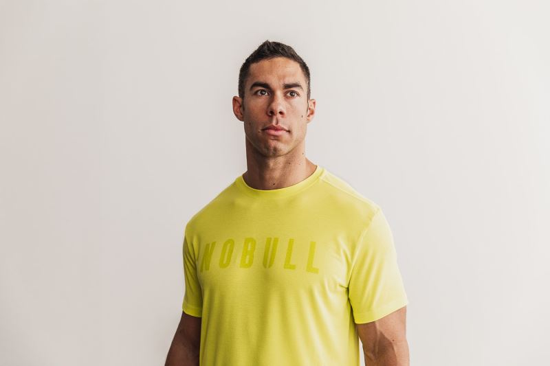 Nobull Neon Men's T Shirts Yellow | 90157KAGN