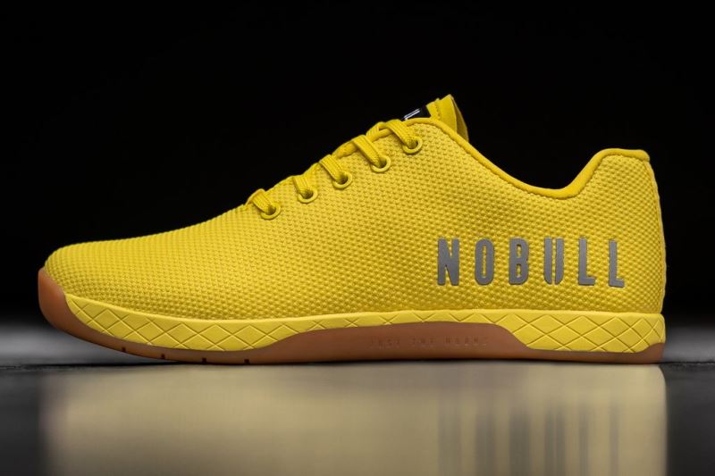 Nobull Rubber Ducky Men's Trainers Yellow | 74290XEHY