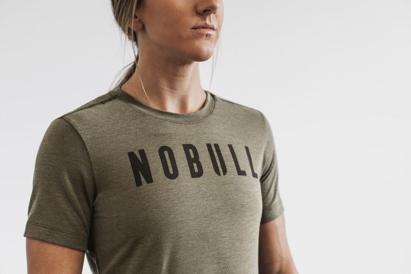 Nobull Slim Fit Women's T Shirts Green | 29301FWGA