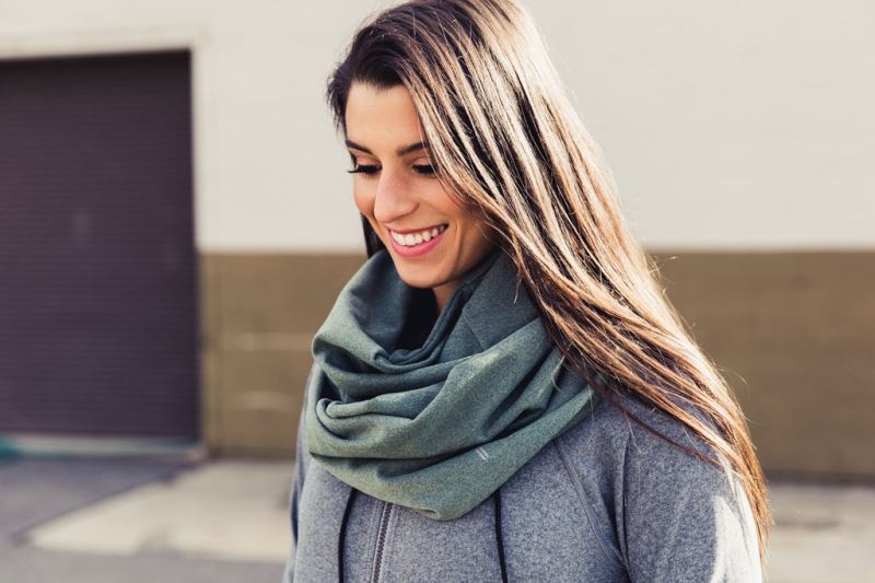 Nobull To & From Infinity Men's Scarves Olive | 95376PRWL