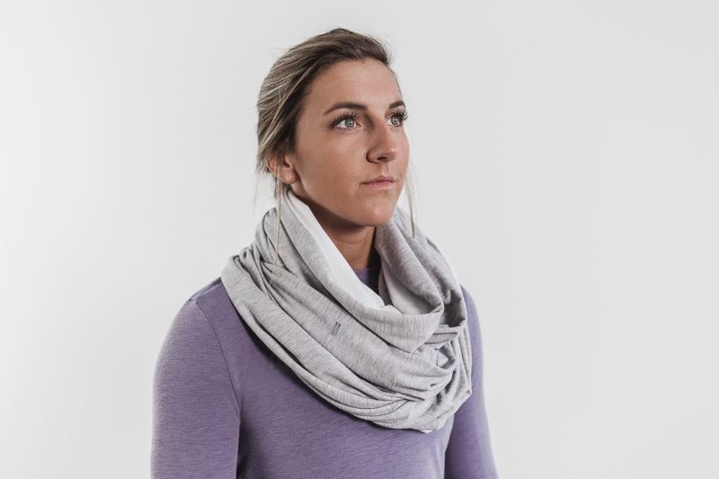 Nobull Two-Tone Infinity Women's Scarves Grey White | 29015ULJG